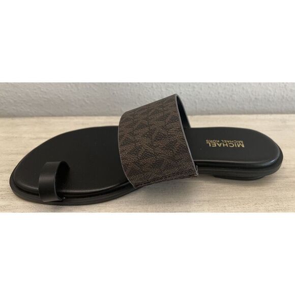 Michael Kors Brown Signature Sandals Slides Sz 6.5 Gold MK Big Toe Strap - Picture 5 of 8